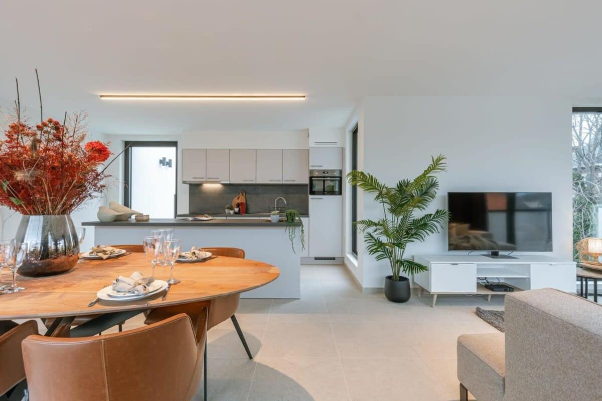 Huswell - Apartment With Two Large Terraces Zedelgem Exteriör bild